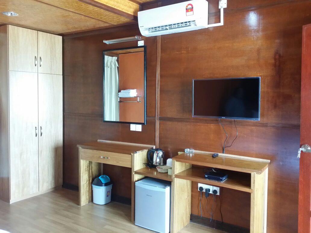 Double Chalet full double bed