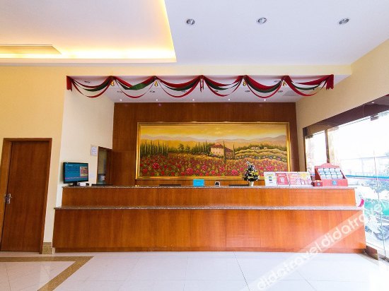Business Double room with street view twin beds
