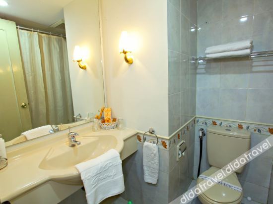 Deluxe Double room twin beds