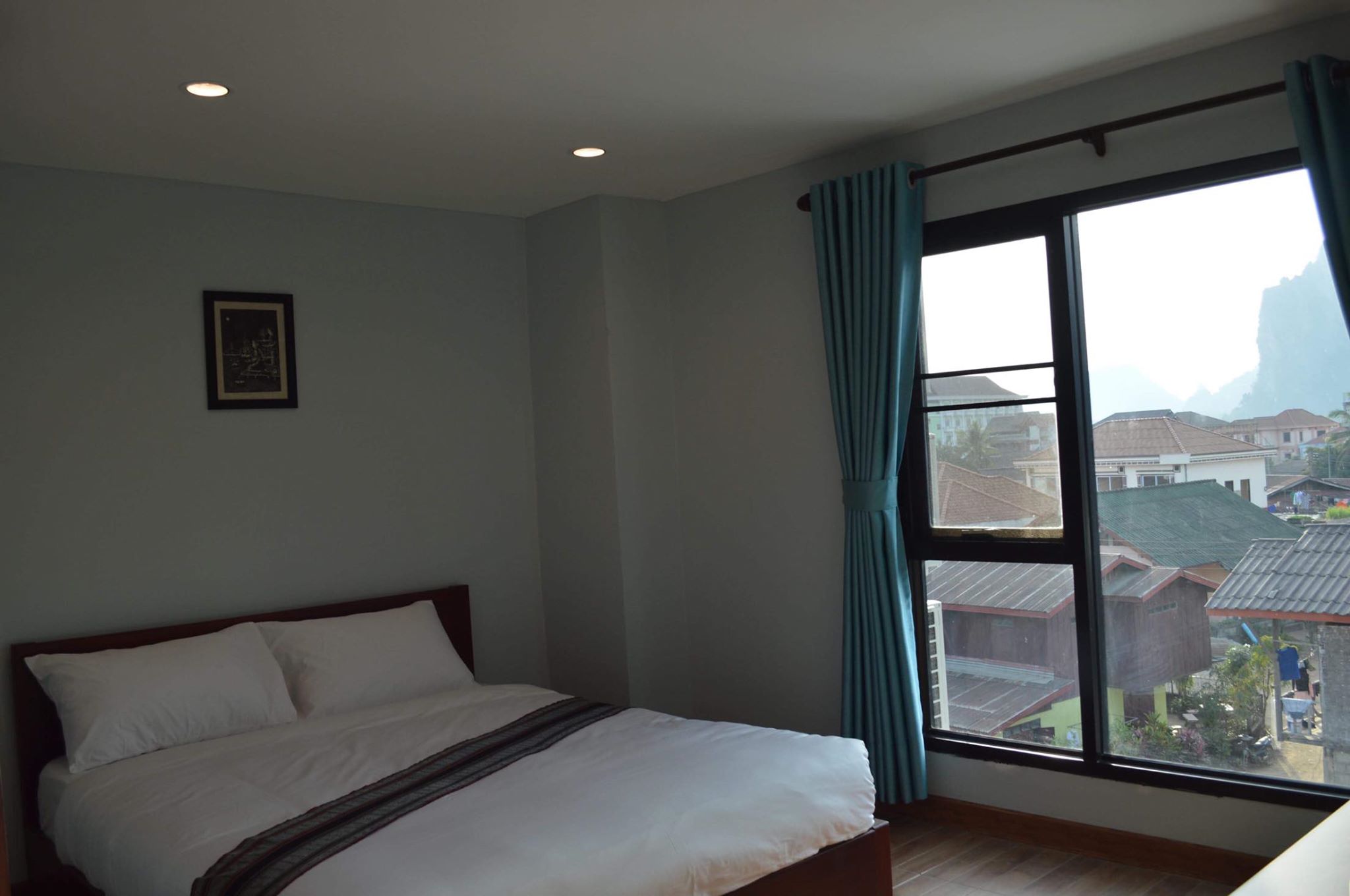Deluxe Quadruple Family room twin beds