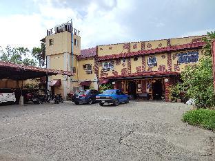 El Juliana Hotel exterior