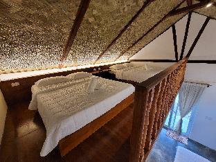 Ikani Surf Resort -