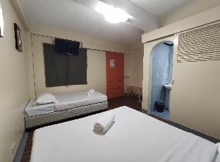 Standard Double room with partial view full double bed