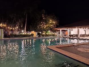 Cococay Resort Hotel exterior