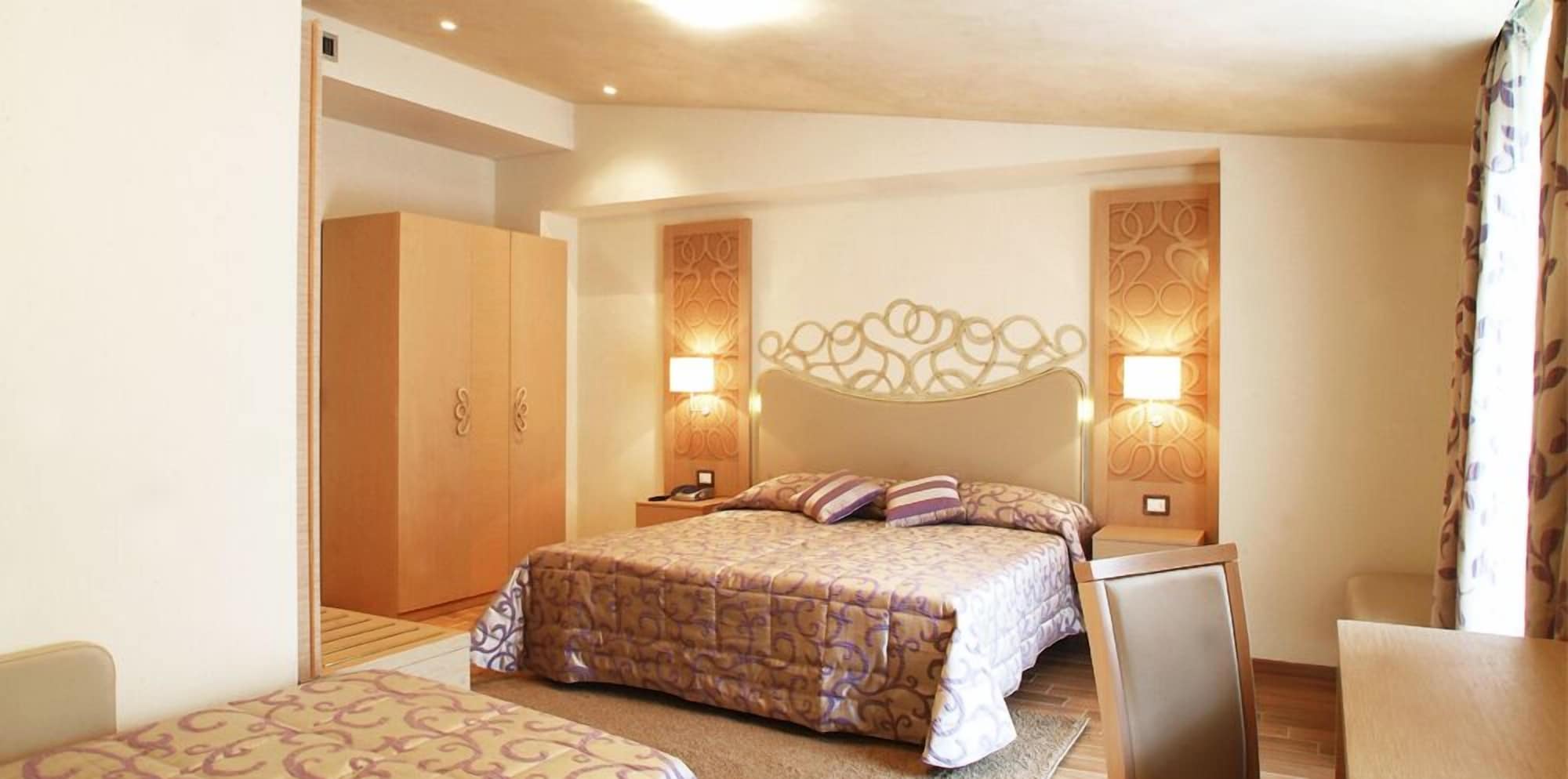 Comfort Single room full double bed