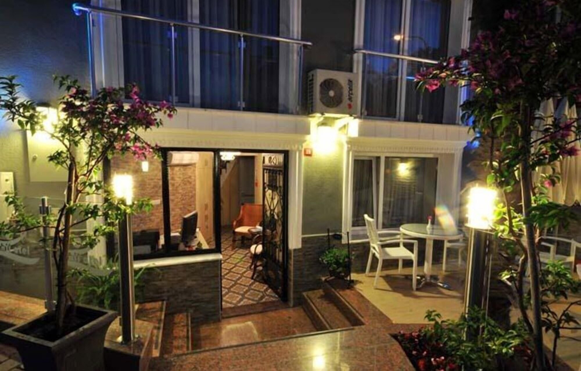 Ada Sahil Otel - Heybeliada