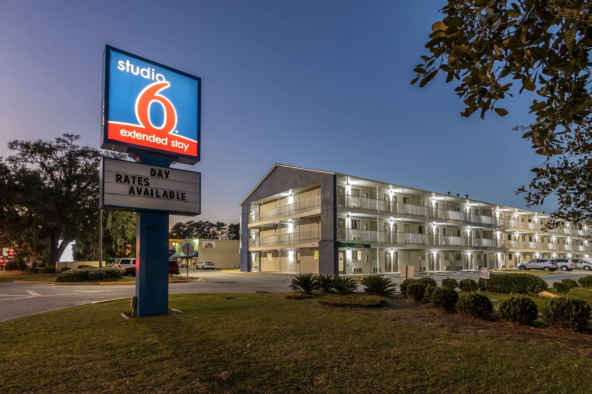 Studio 6 Extended Stay - Savannah, Ga - Savannah, GA