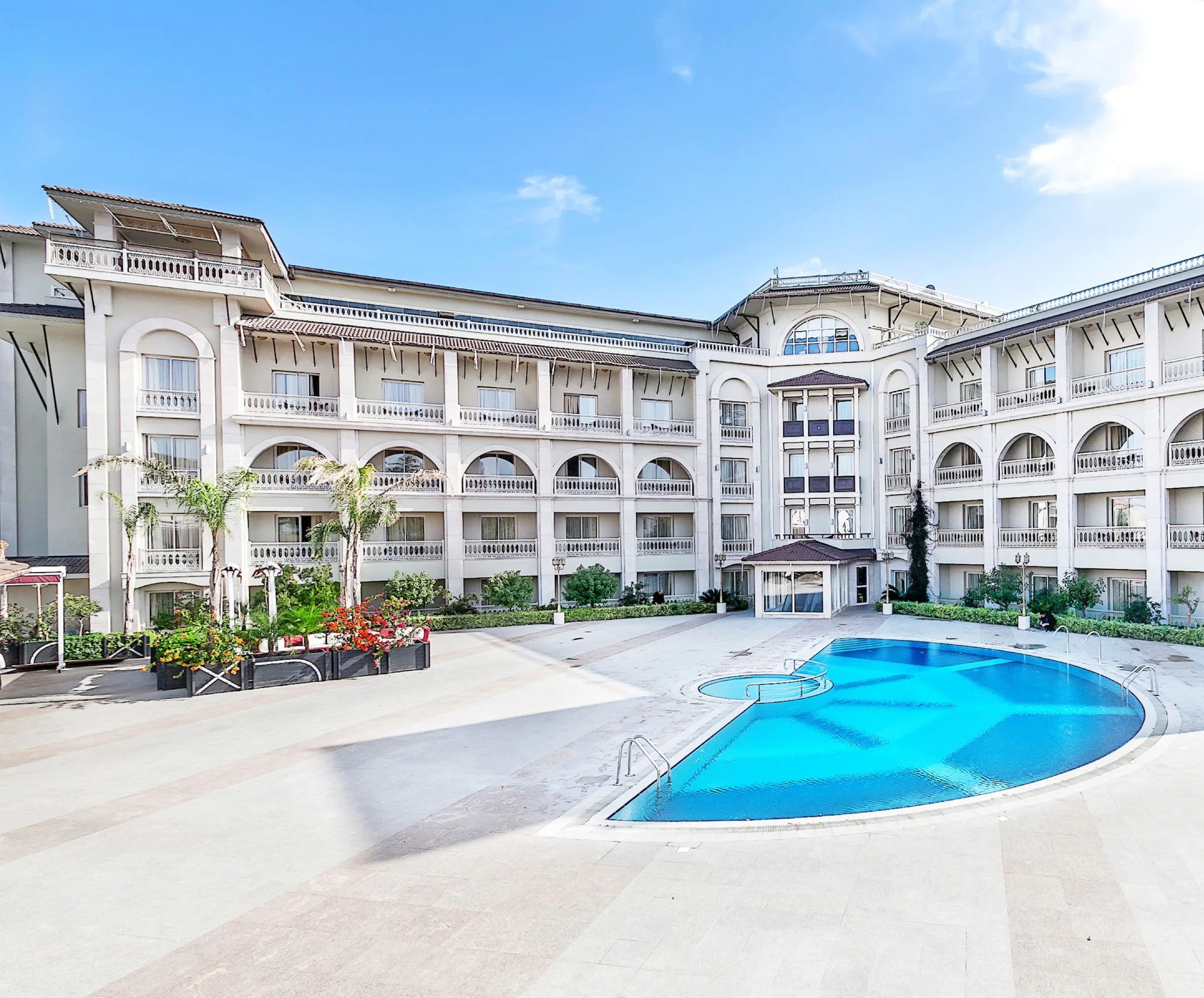 Savoy Hotel - Kyrenia
