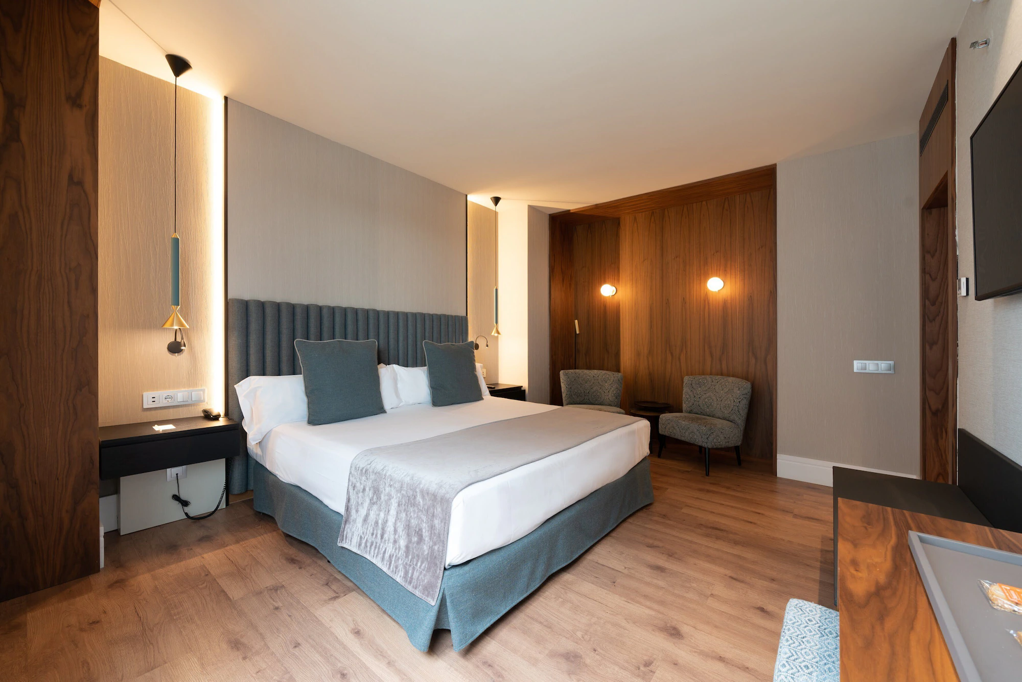 Deluxe Double room full double bed