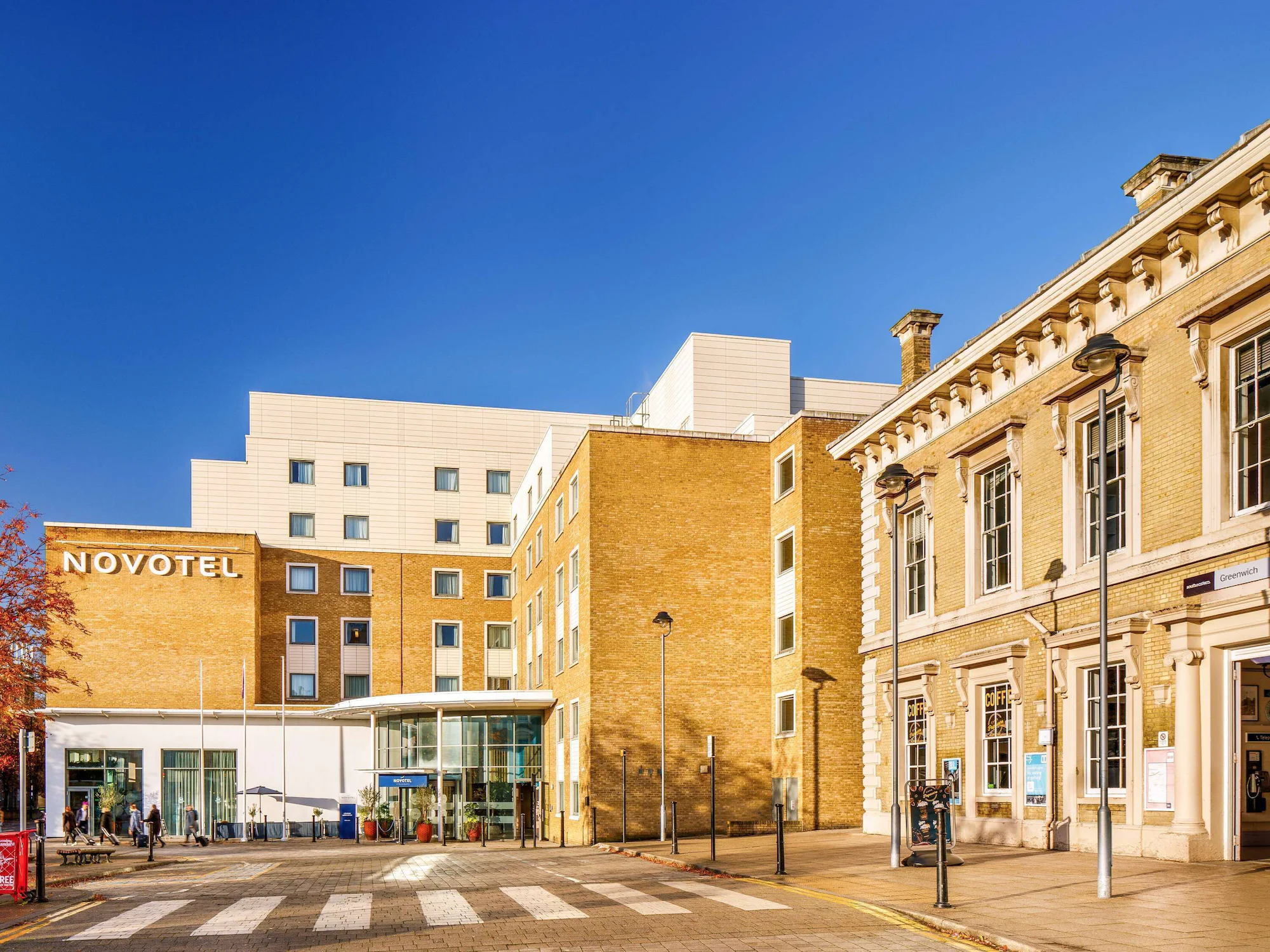 Novotel London Greenwich exterior