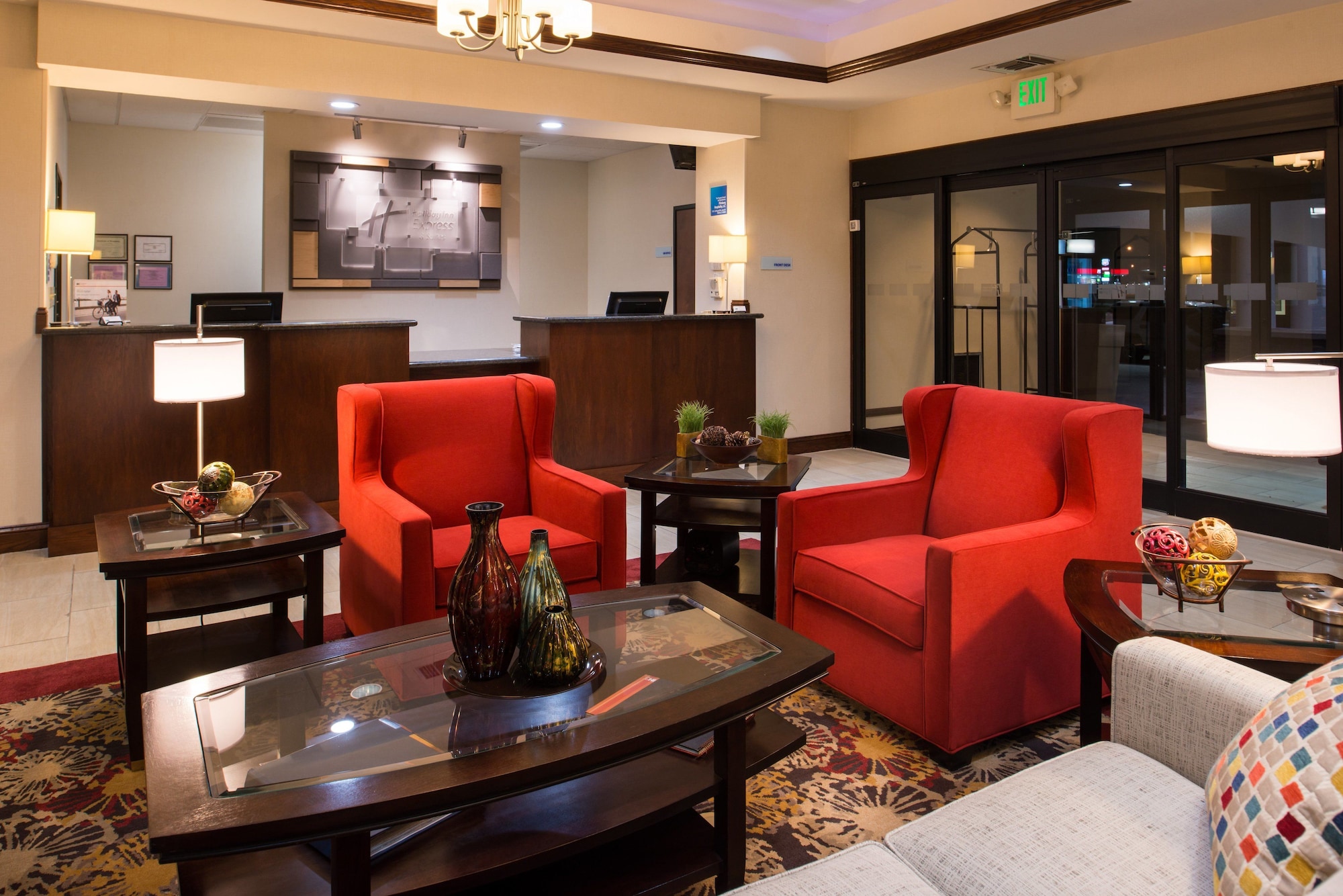 Deluxe Single Suite