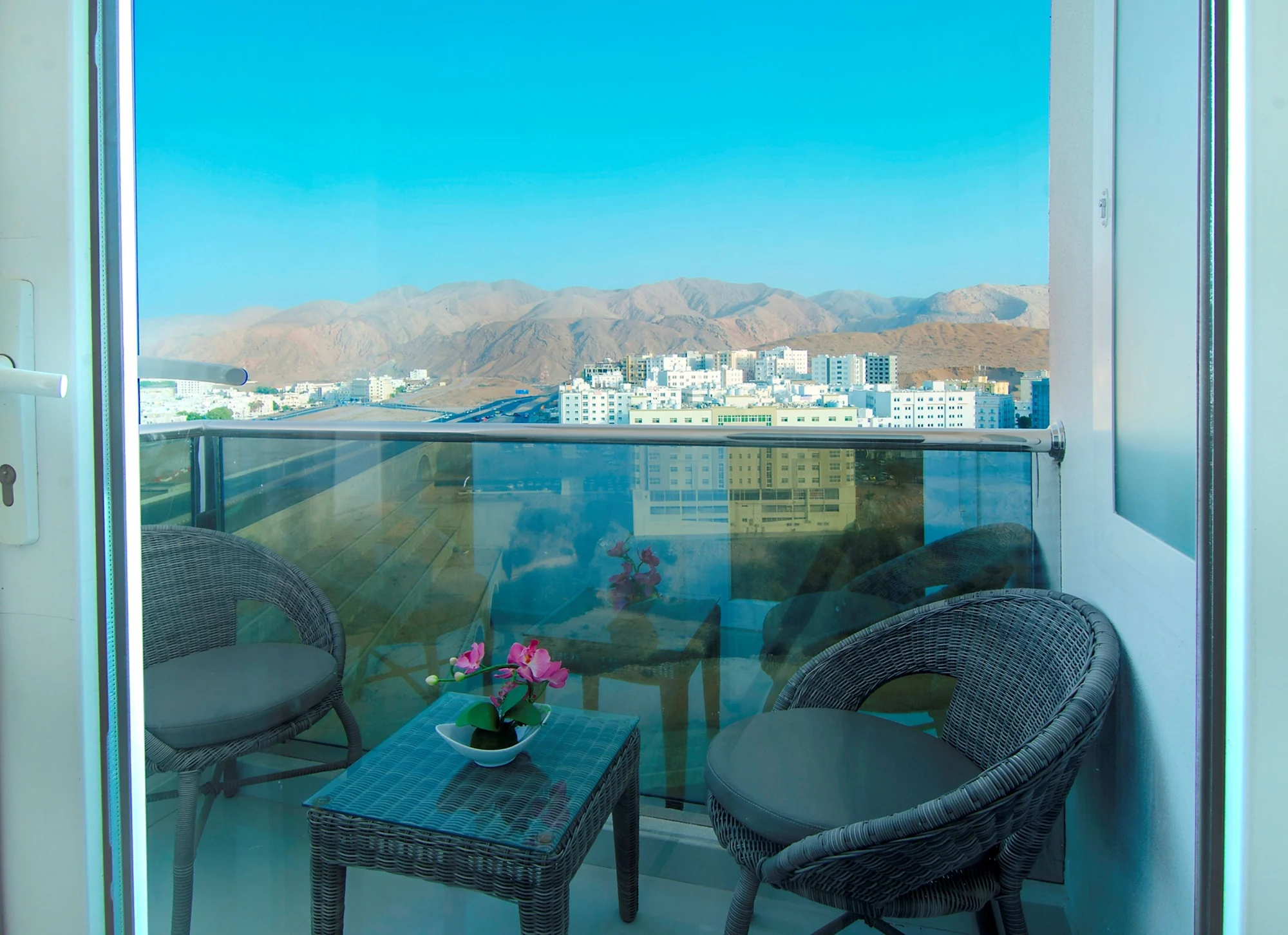 AL MUROOJ GRAND HOTEL, Muscat exterior