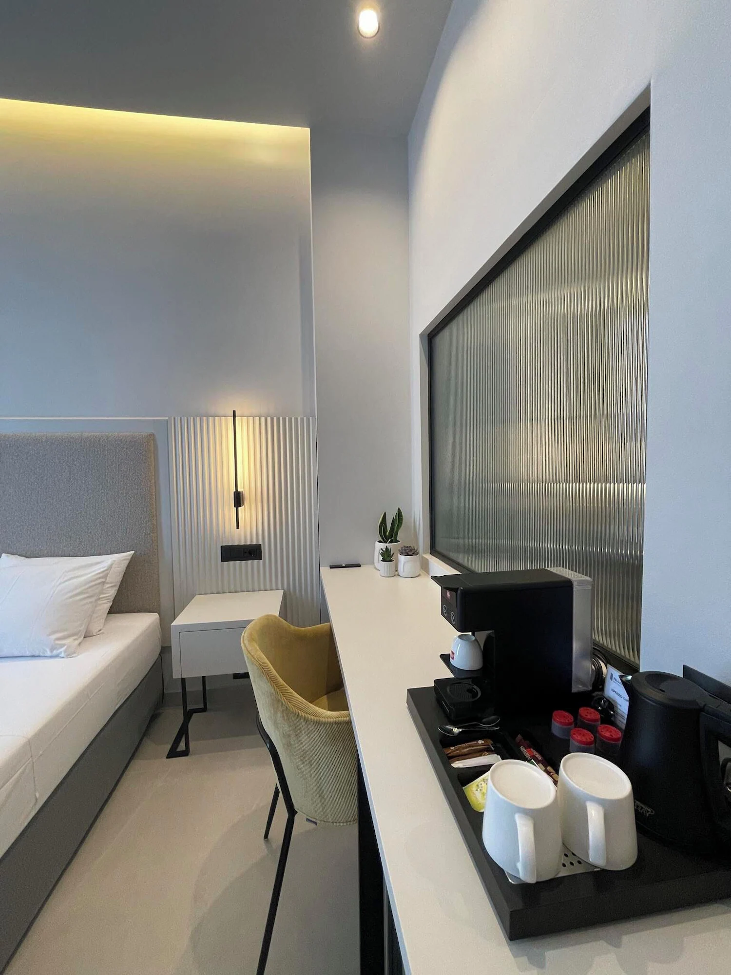 Deluxe Triple room with balcony and with view