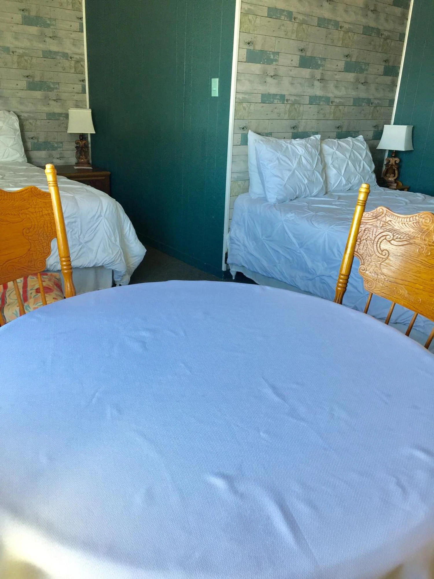 Deluxe Quadruple room twin beds