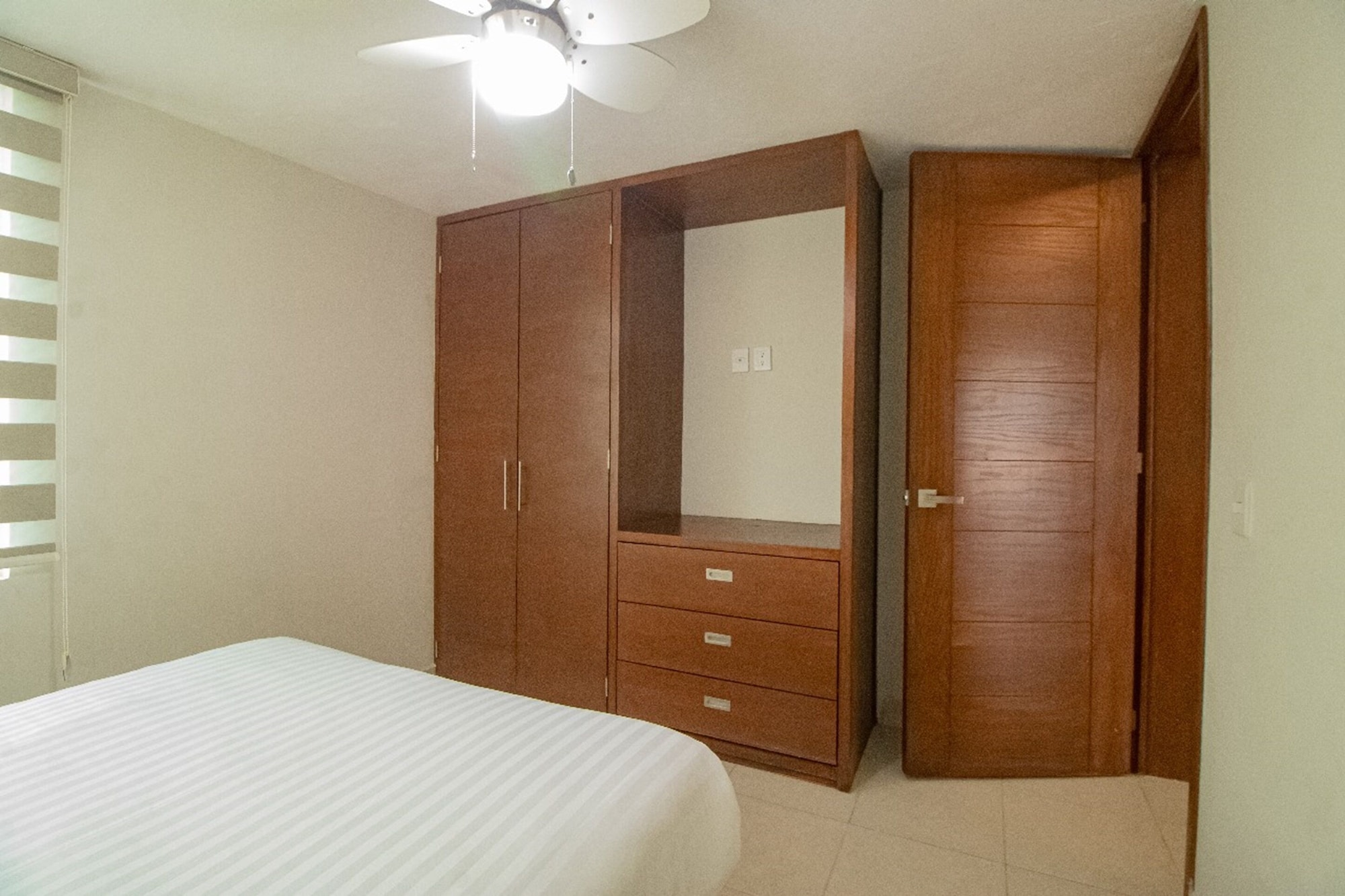 Deluxe Double room full double bed