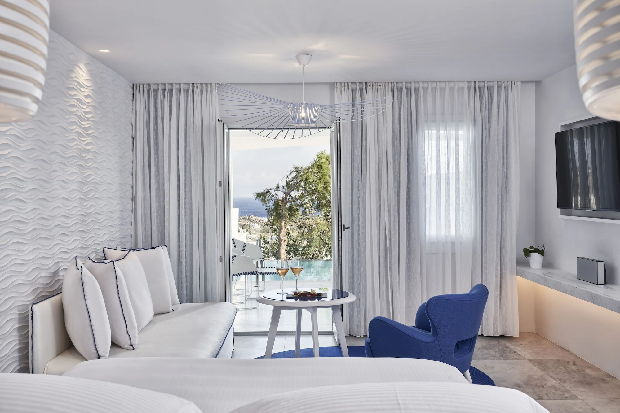 Azure Double Suite with sea view twin beds