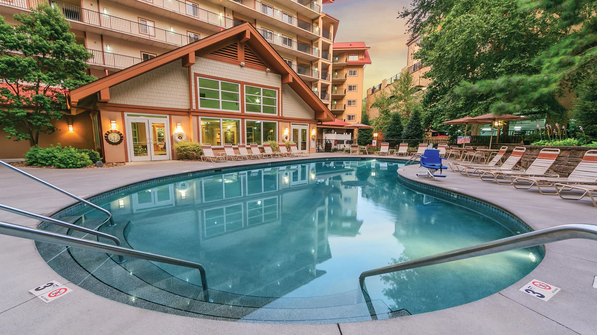 Holiday Inn Club Vacations Smoky Mountain Resort By Ihg - Gatlinburg, TN