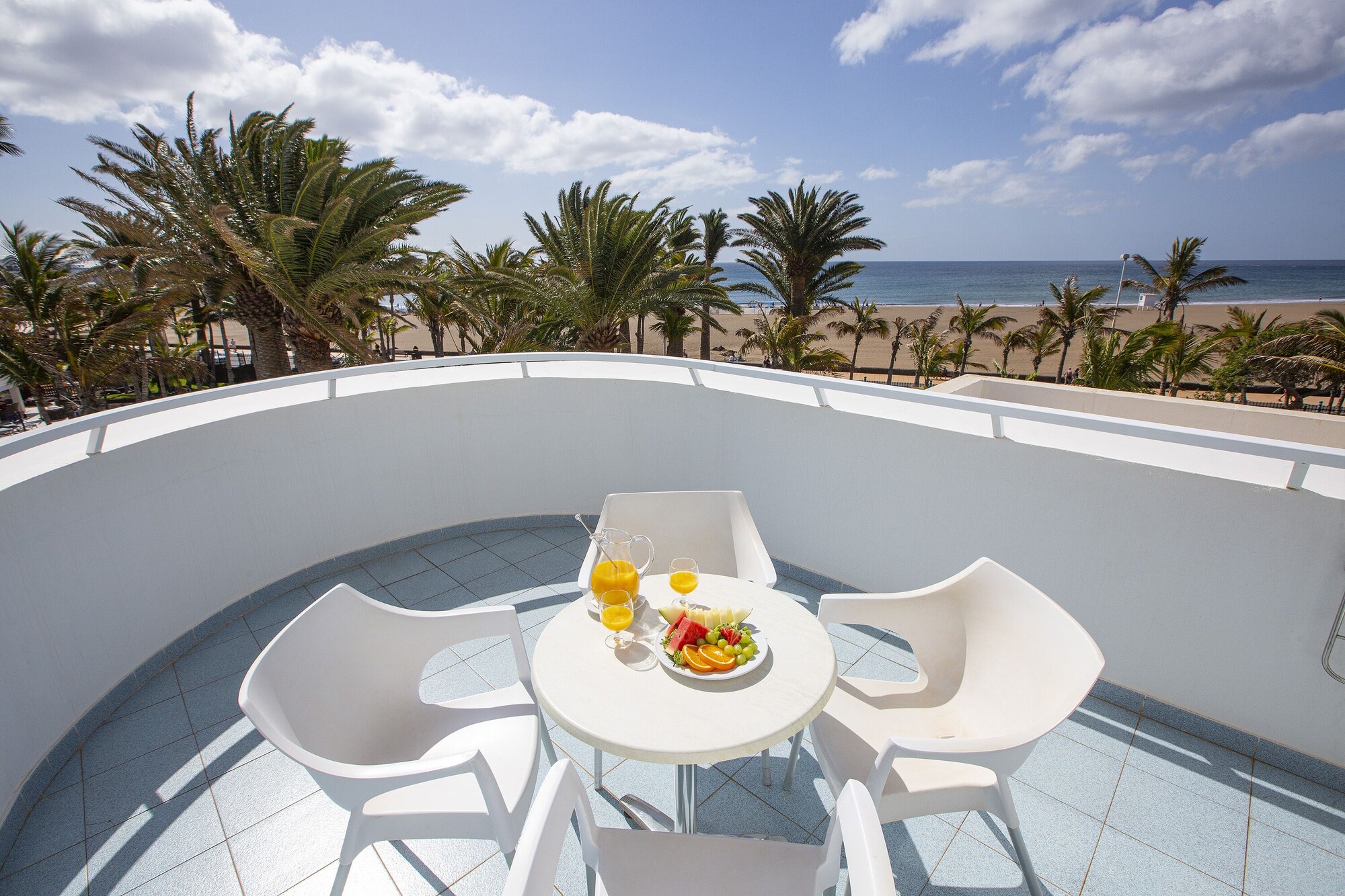 Double Junior Suite with balcony twin beds