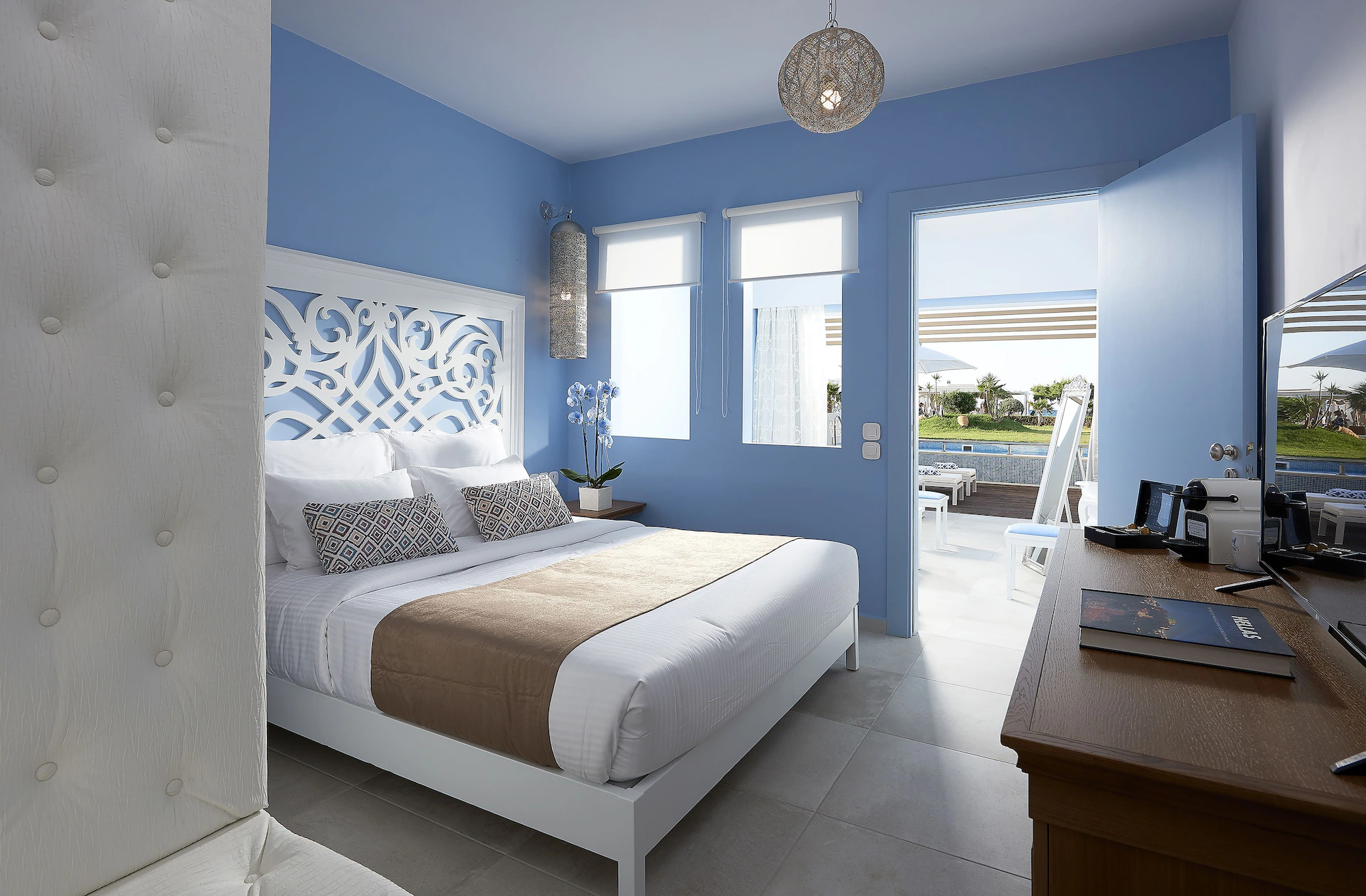 Business Double room with mountain view full double bed