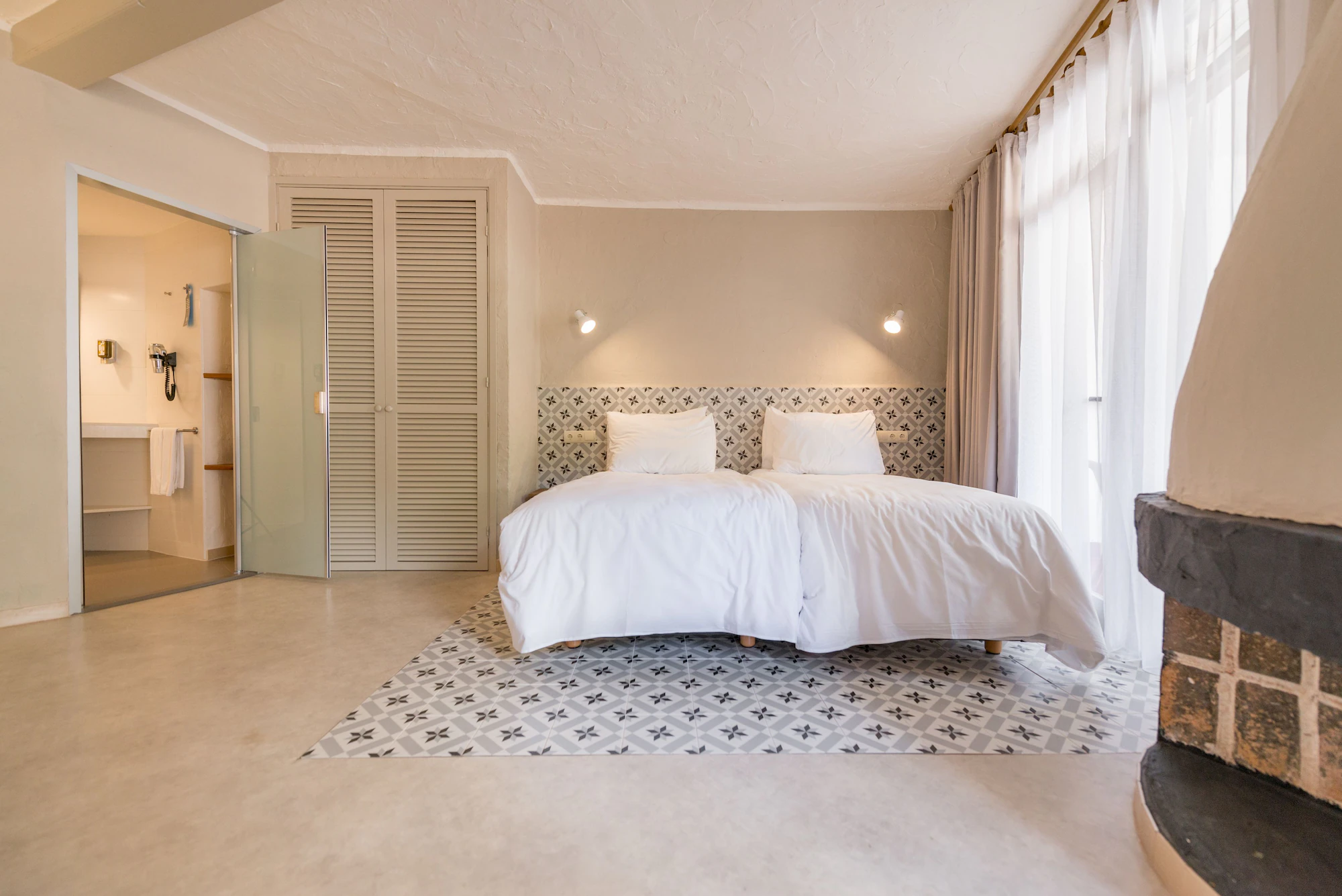 2 Bedrooms Standard Quadruple room with balcony and with garden view