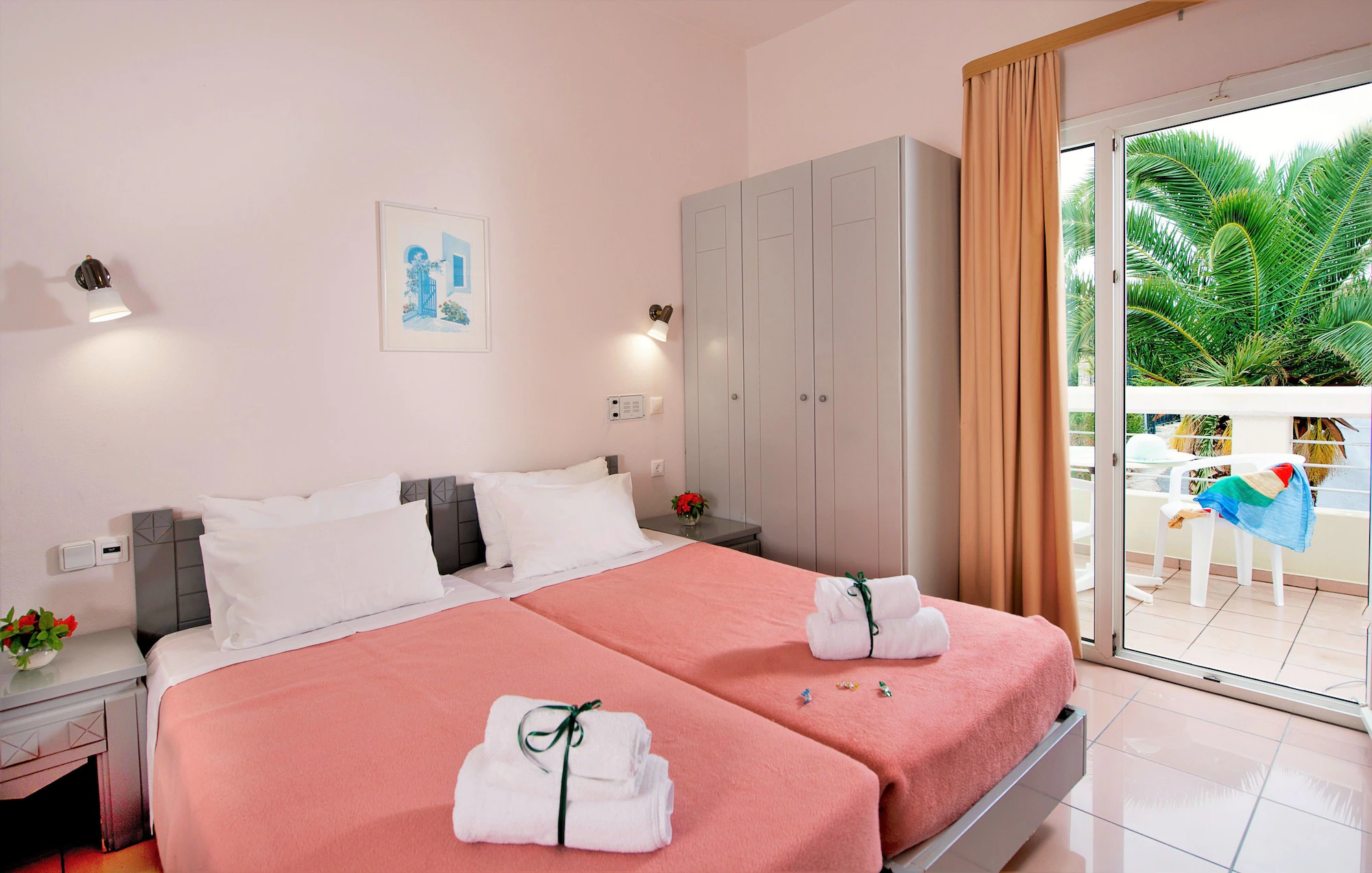 1 Bedroom Double Apartment with partial sea view full double bed
