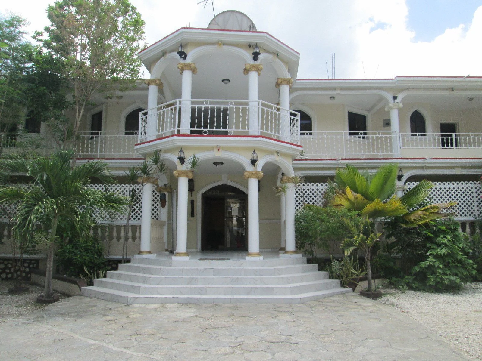 1 Bedroom Standard Double room with balcony full double bed