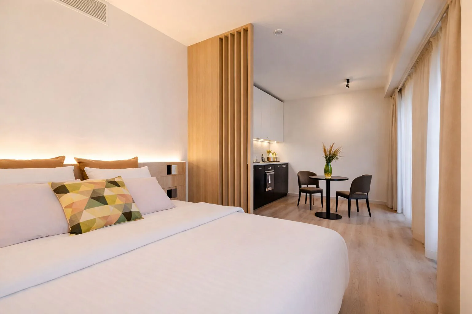 Stay At Brussels - 브뤼셀