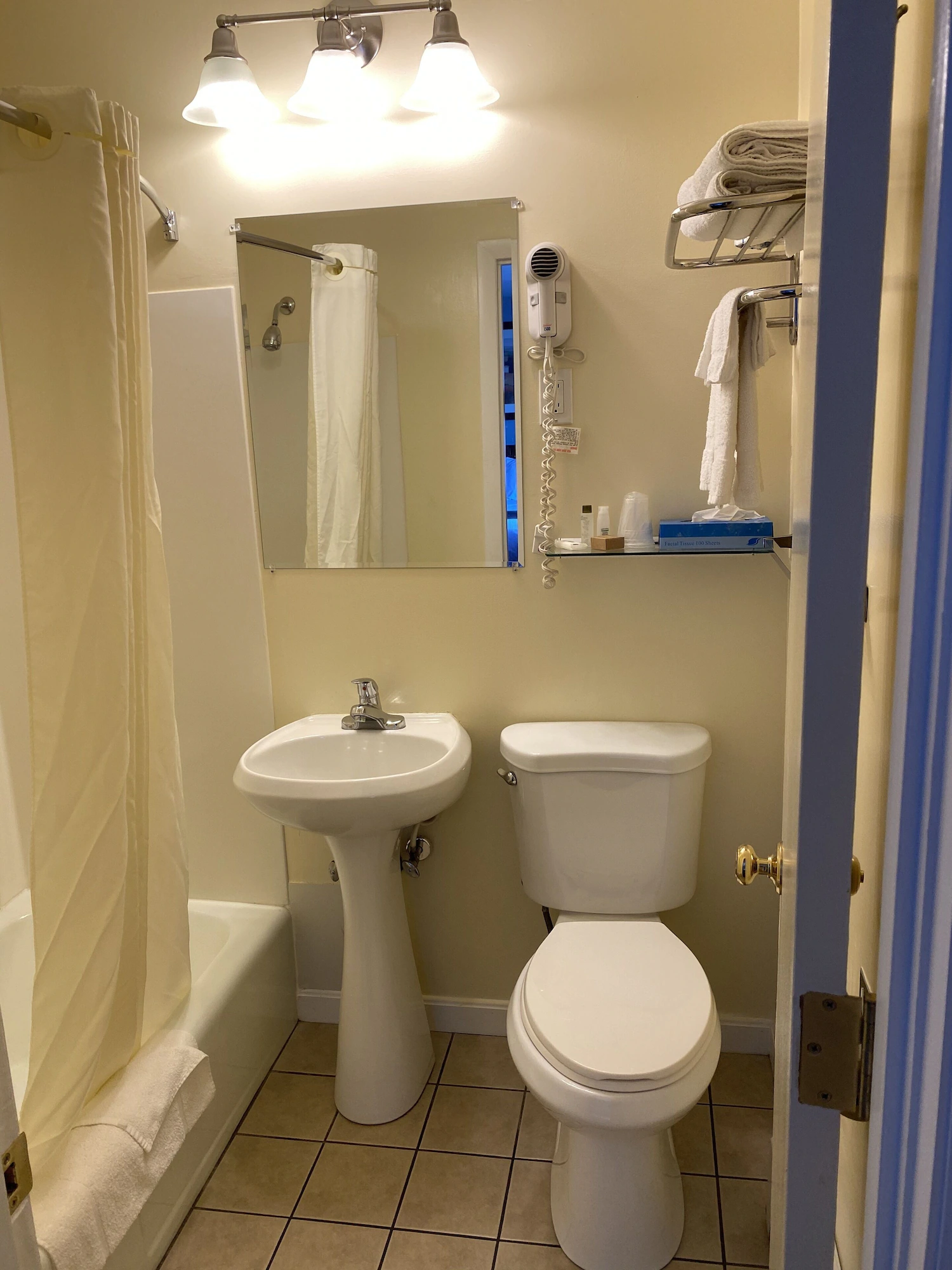 Standard Double room full double bed
