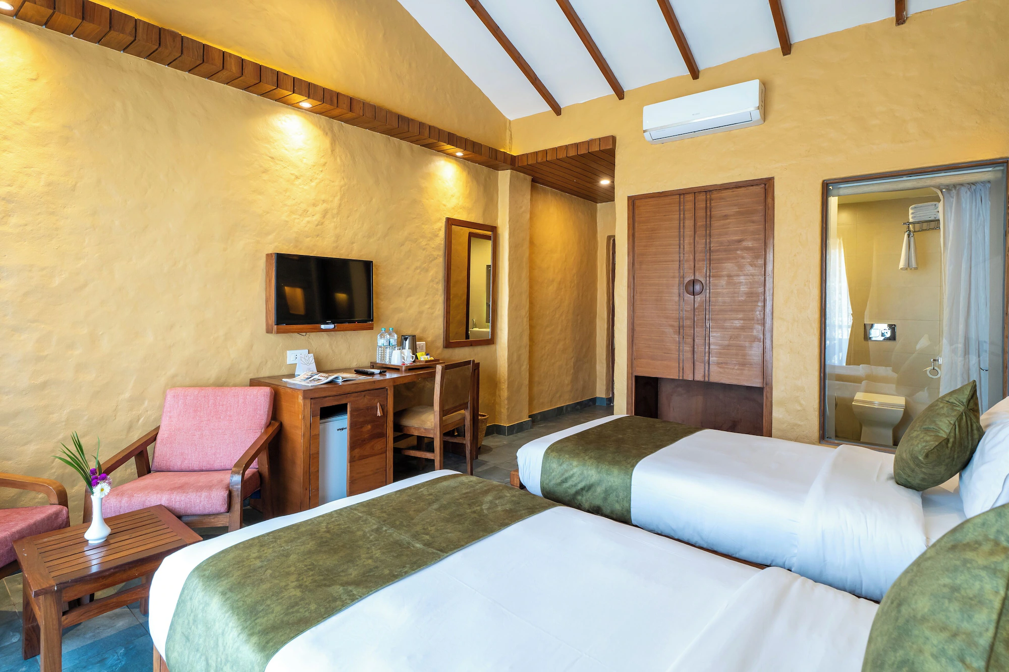 Deluxe Double room full double bed