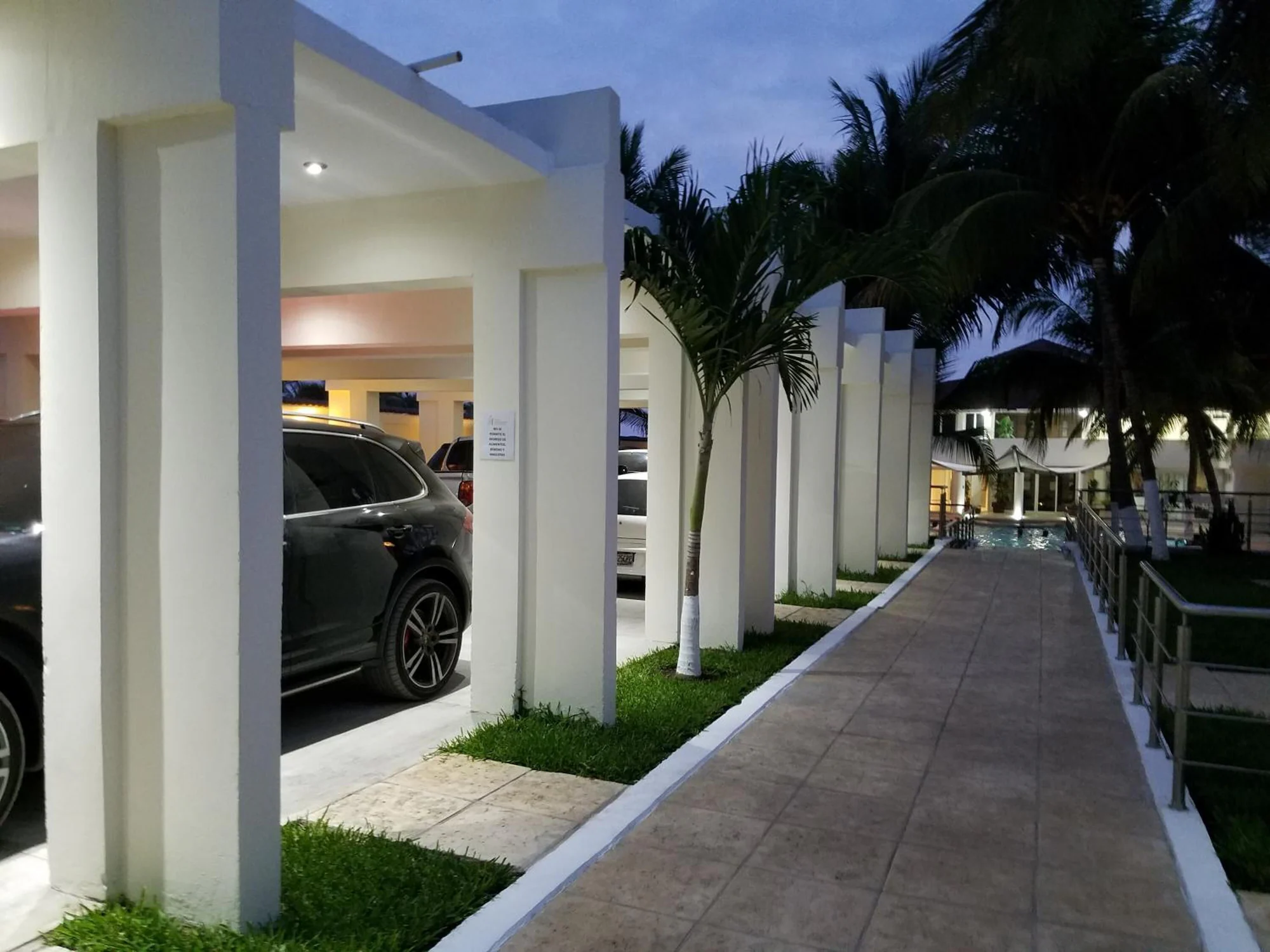 2 Bedrooms Deluxe Triple room with view