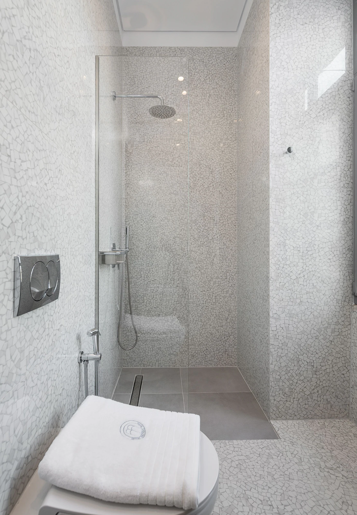 2 Bedrooms Deluxe Single Suite