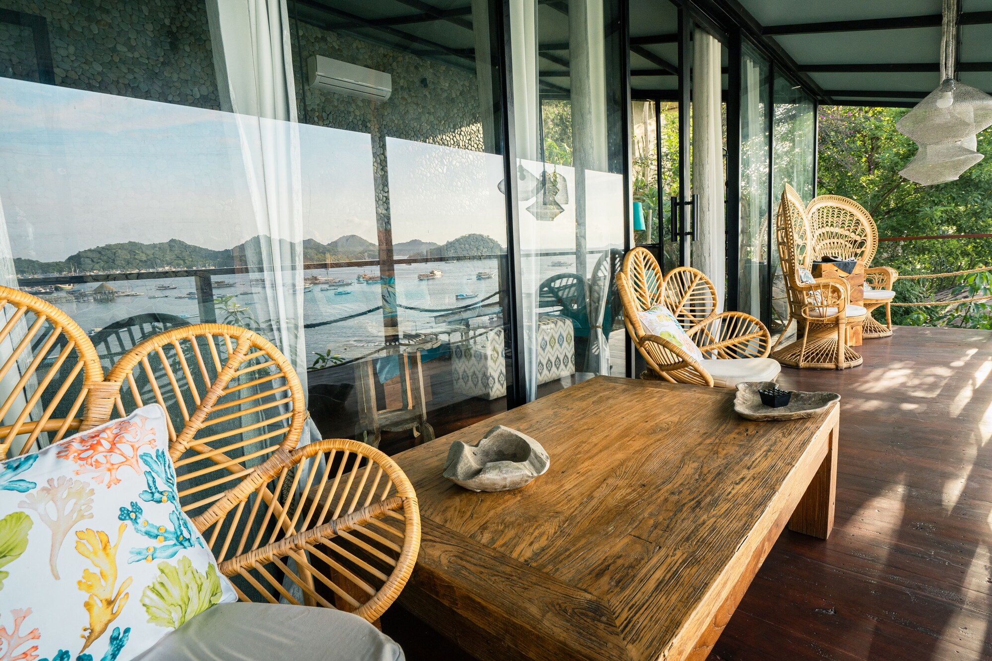Selini on the Hill Villas & Spa exterior