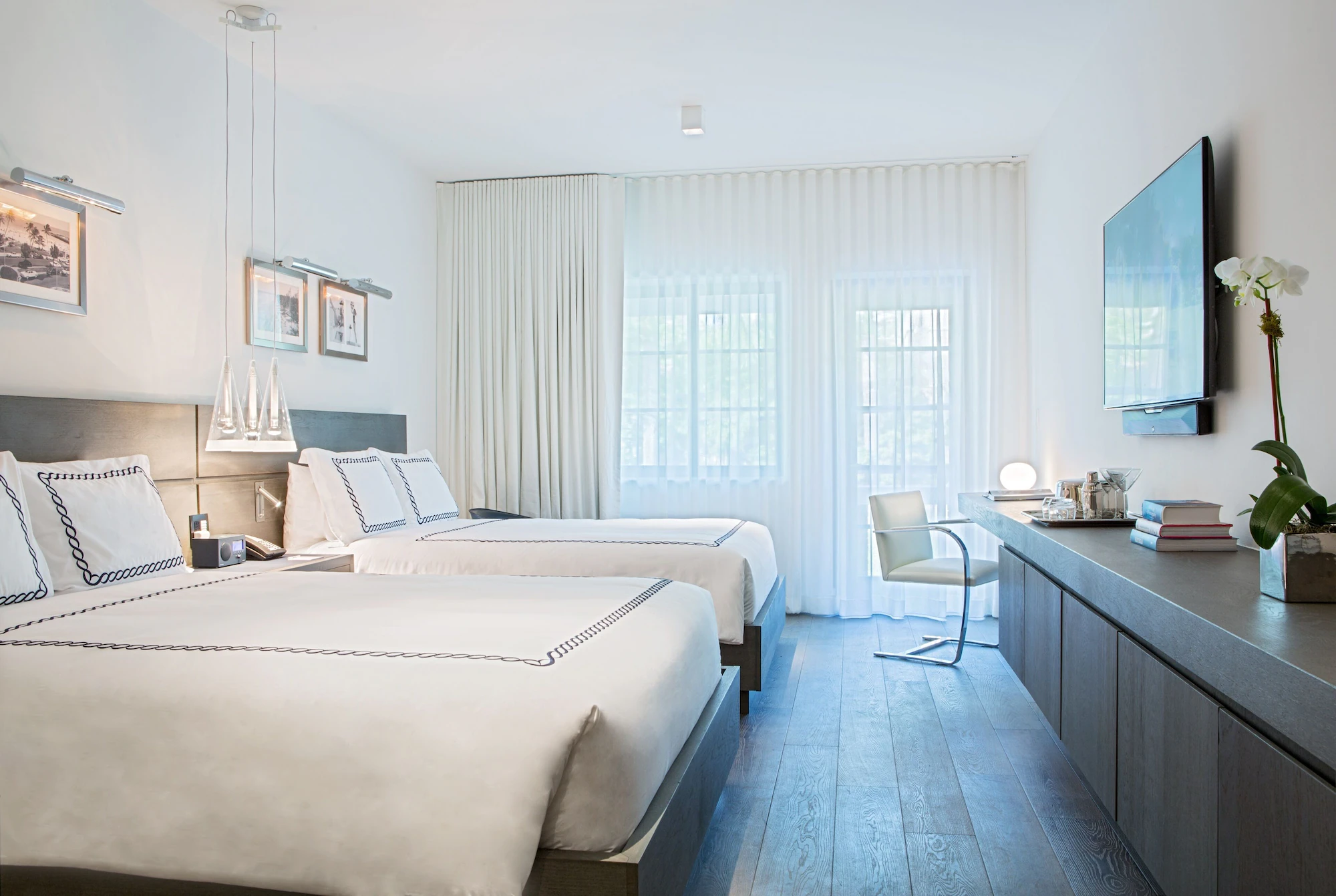 Business Quadruple room with balcony