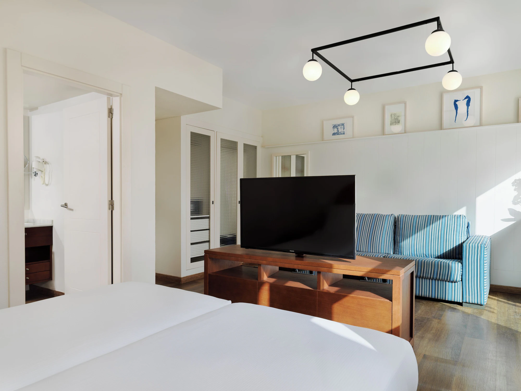 Double Junior Suite full double bed