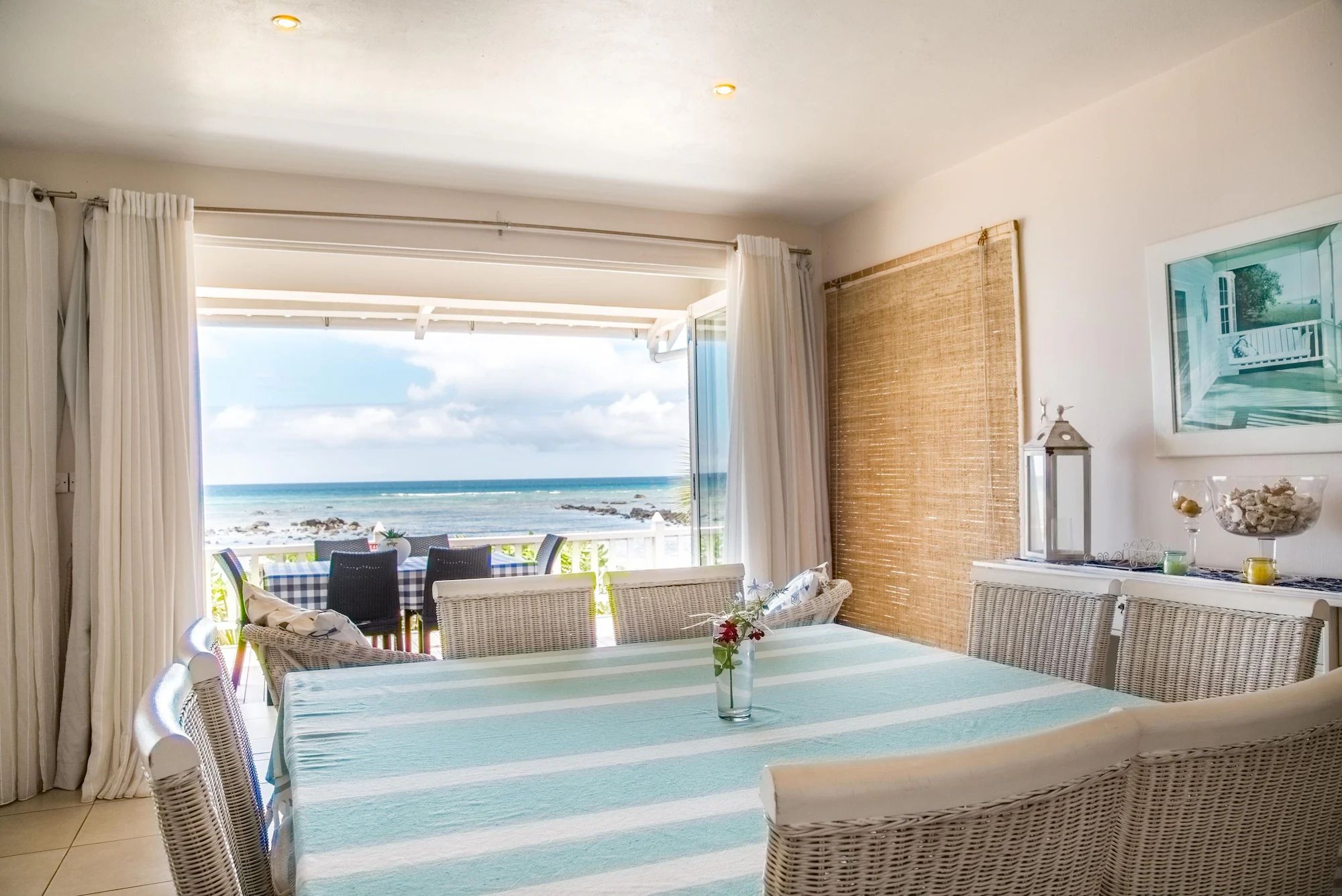 2 Bedrooms Single Apartment with sea view