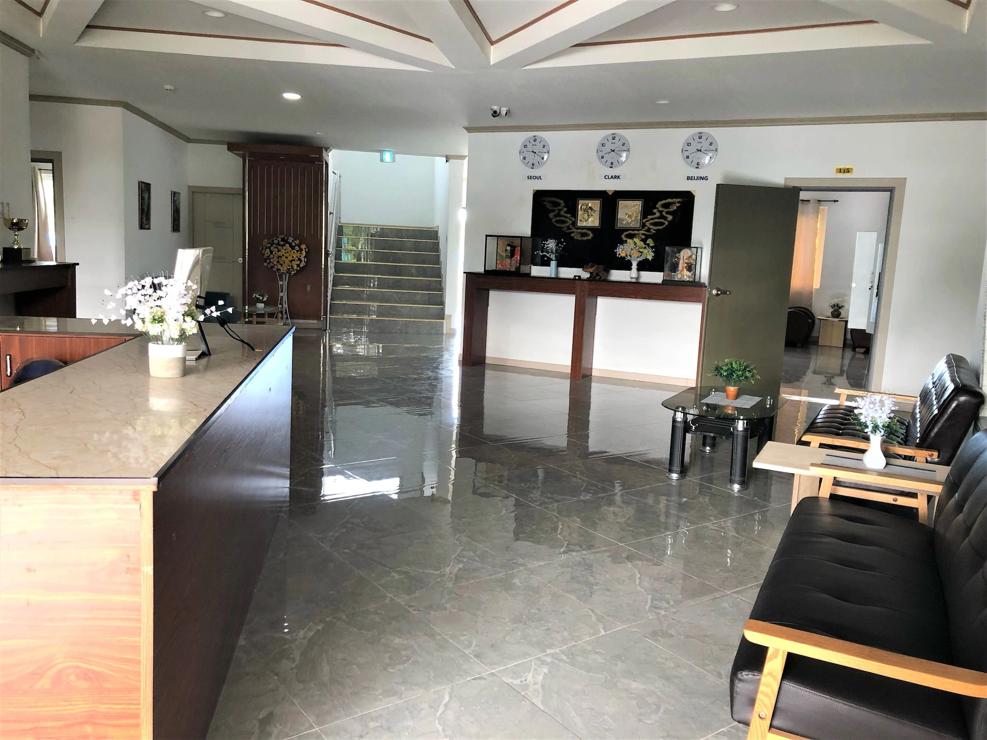 1 Bedroom Deluxe Single room with pool view