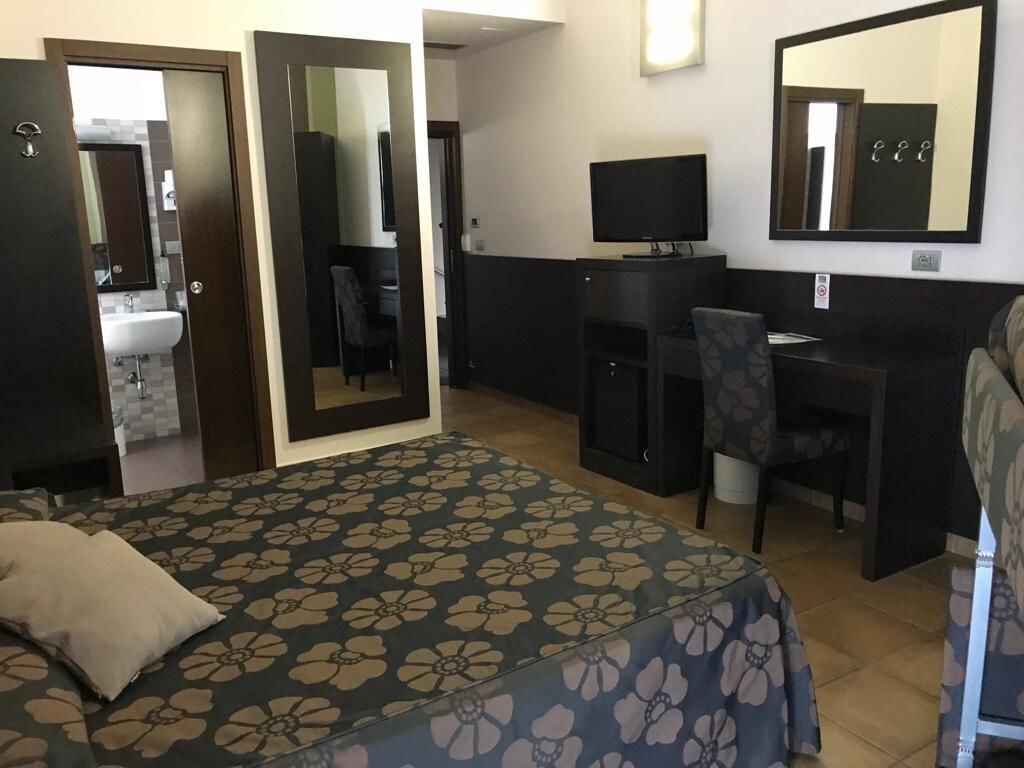 Classic Triple room