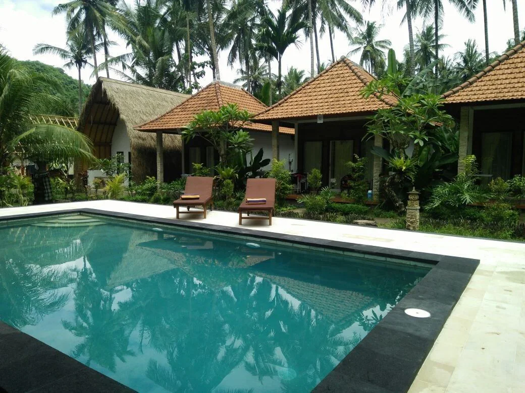 Deluxe Double room with pool view full double bed