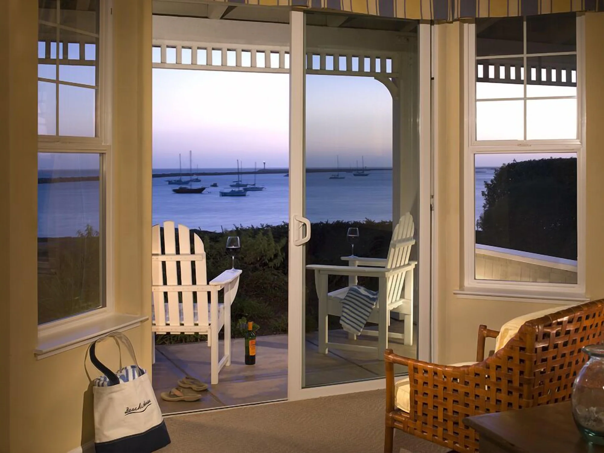 Double Penthouse Suite with ocean view full double bed