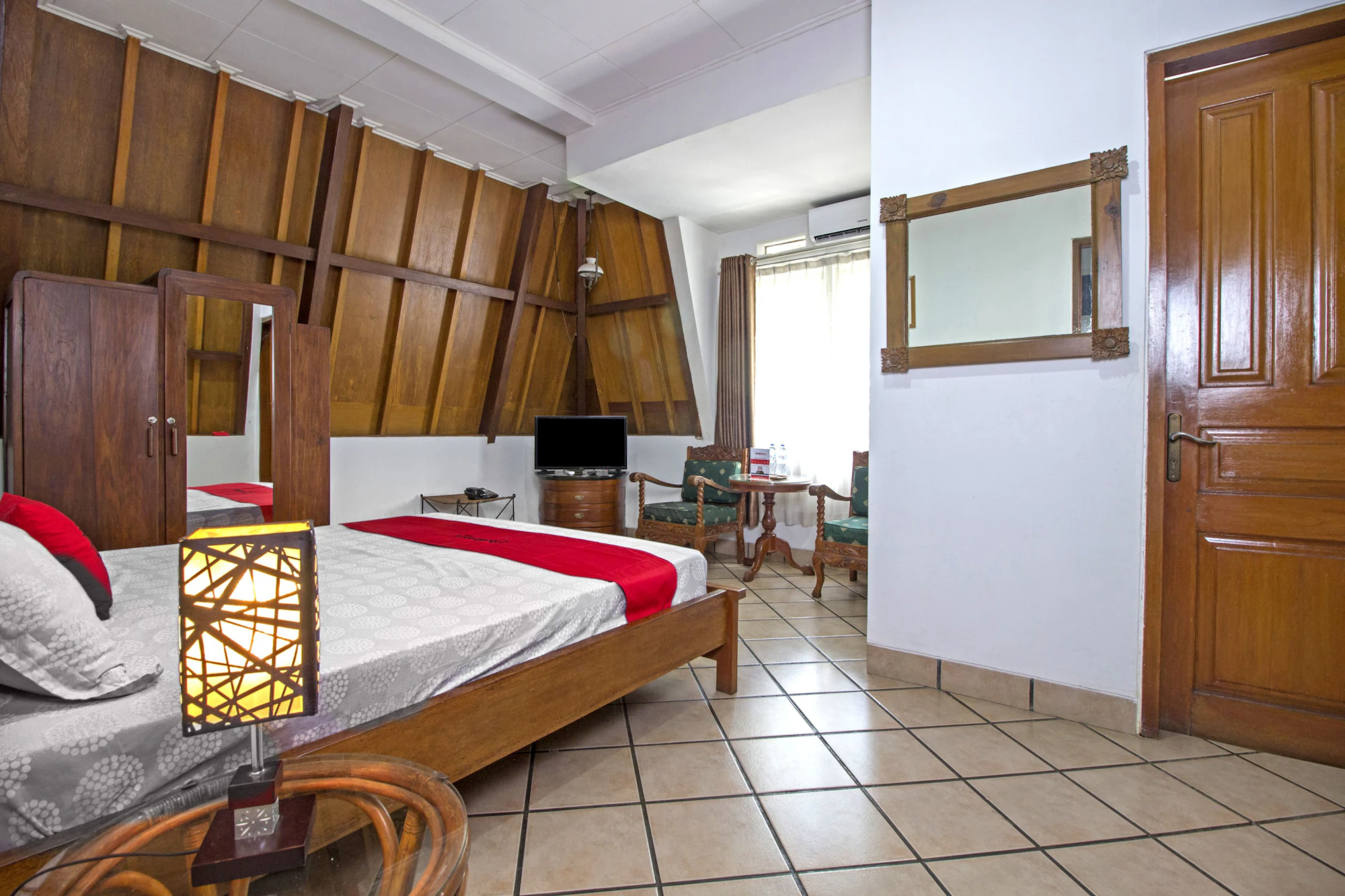 Deluxe Single room