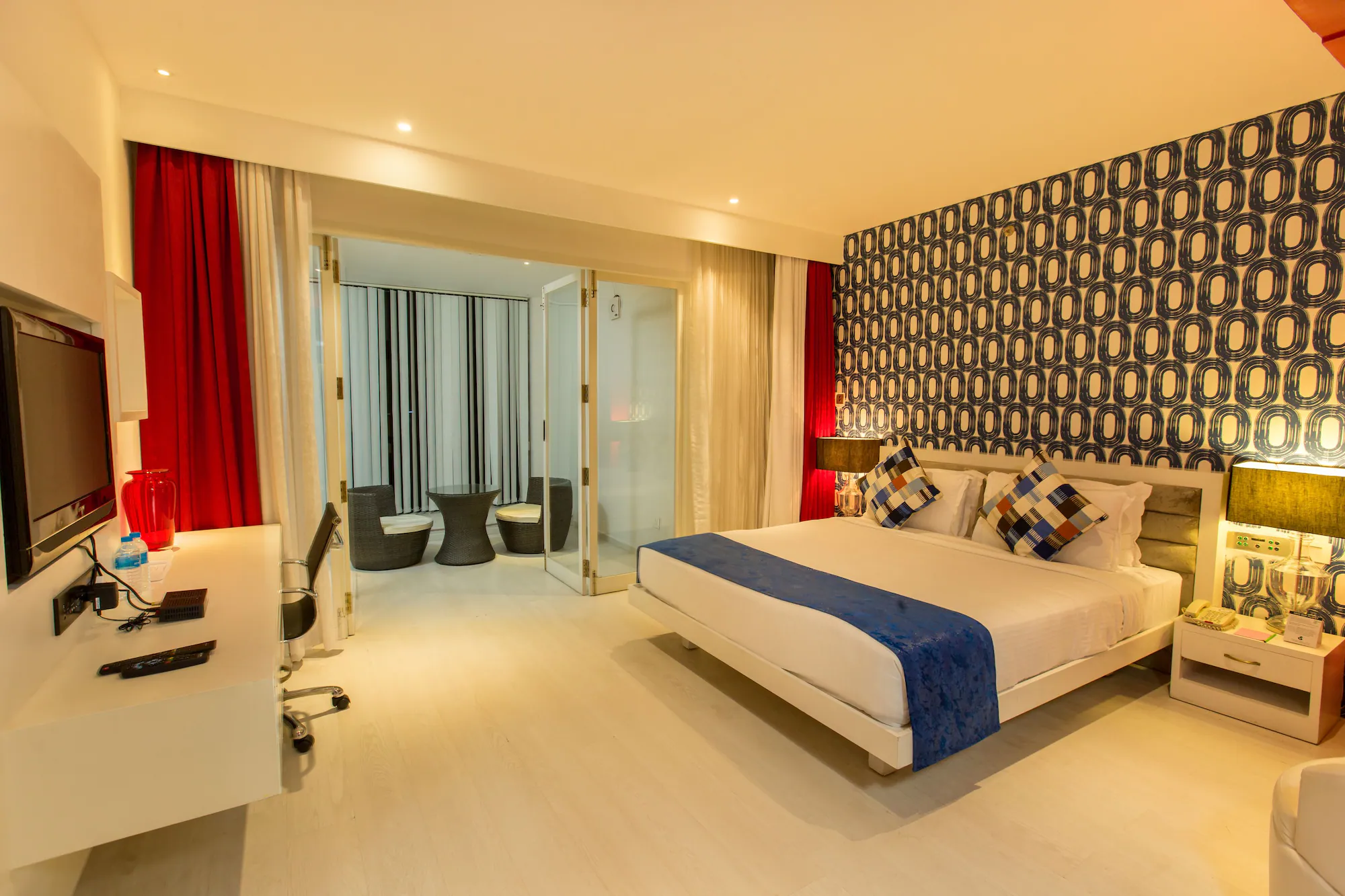 Executive Double room with city view full double bed