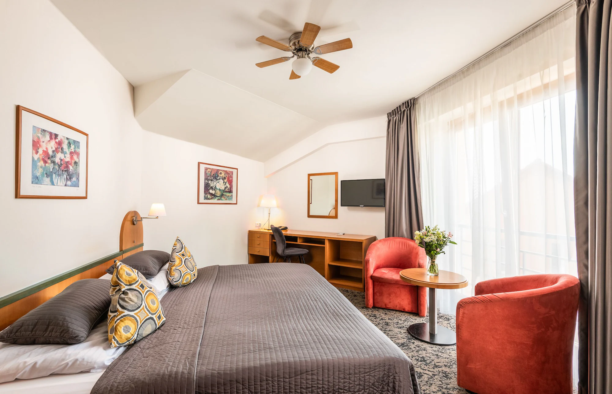 Comfort Quadruple room full double bed