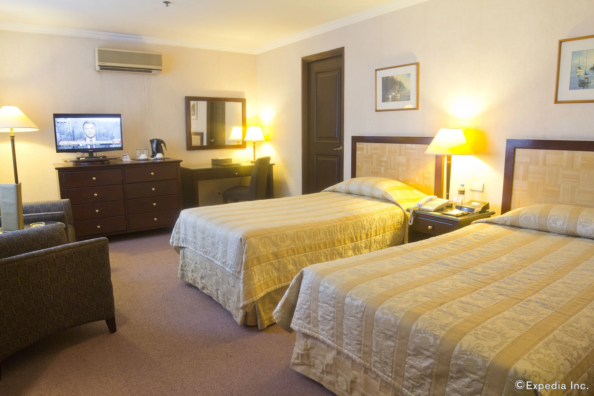 Deluxe Double room full double bed