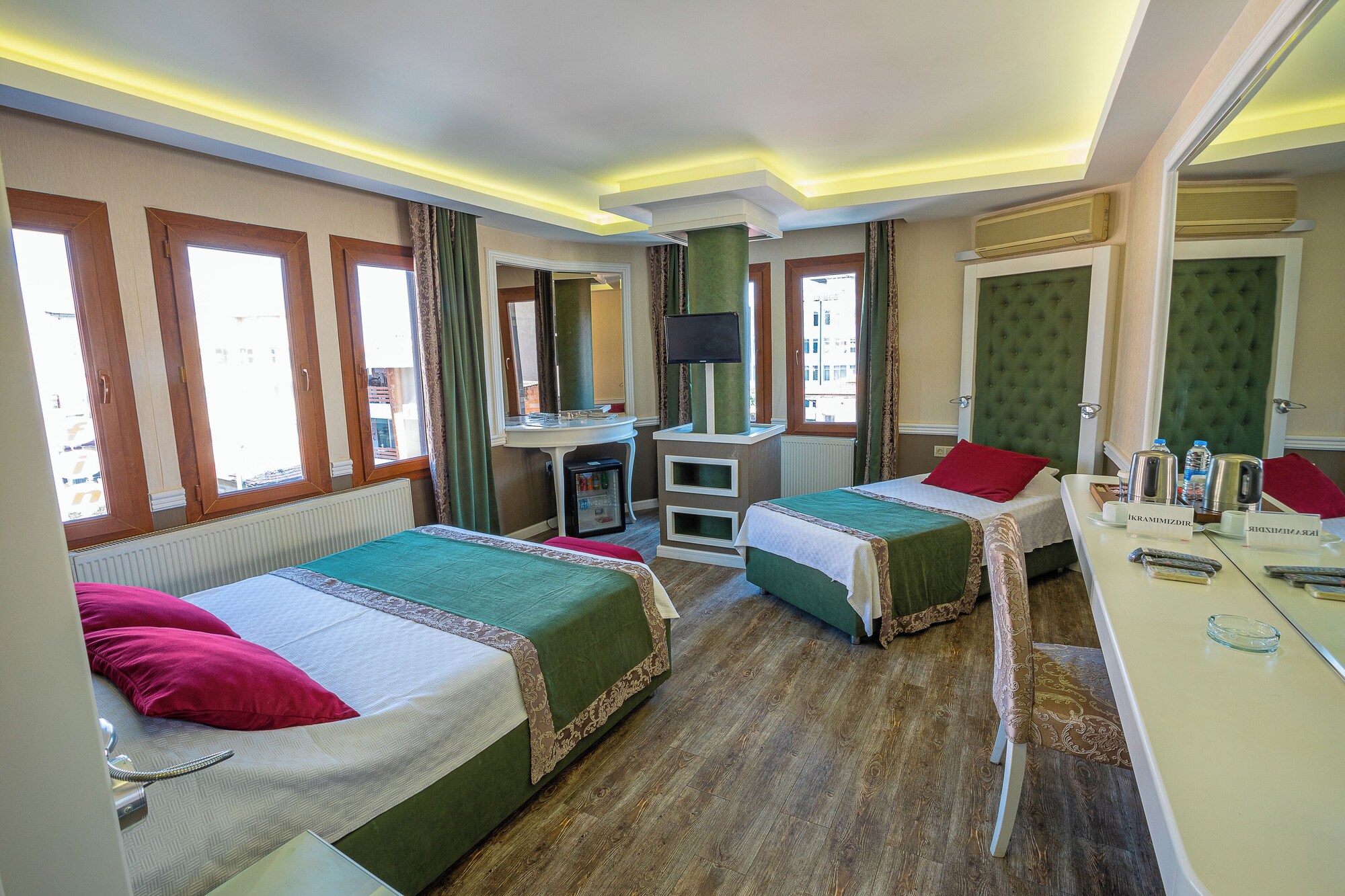 Berrak Otel - Kula
