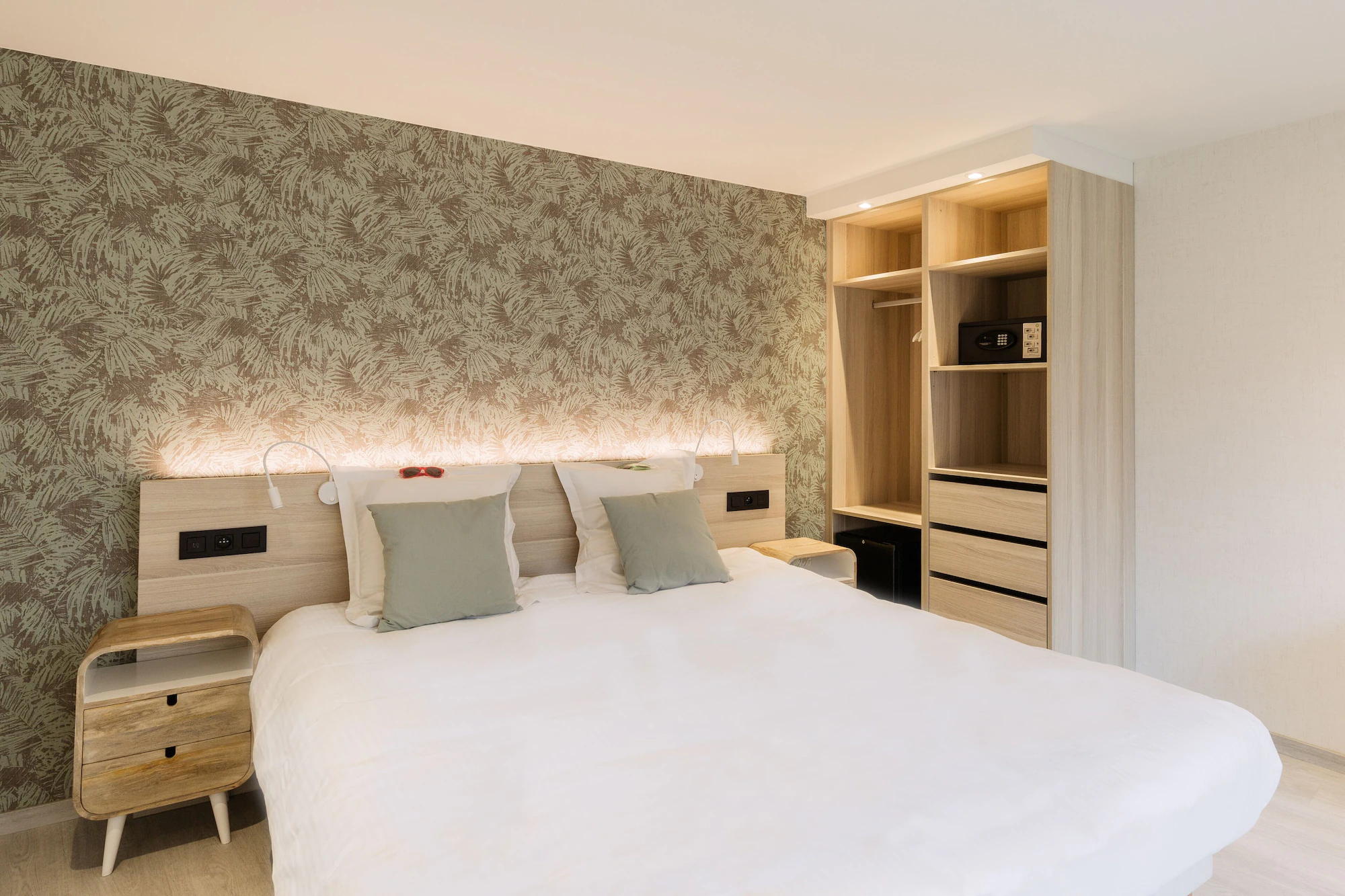 Comfort Double room with city view full double bed