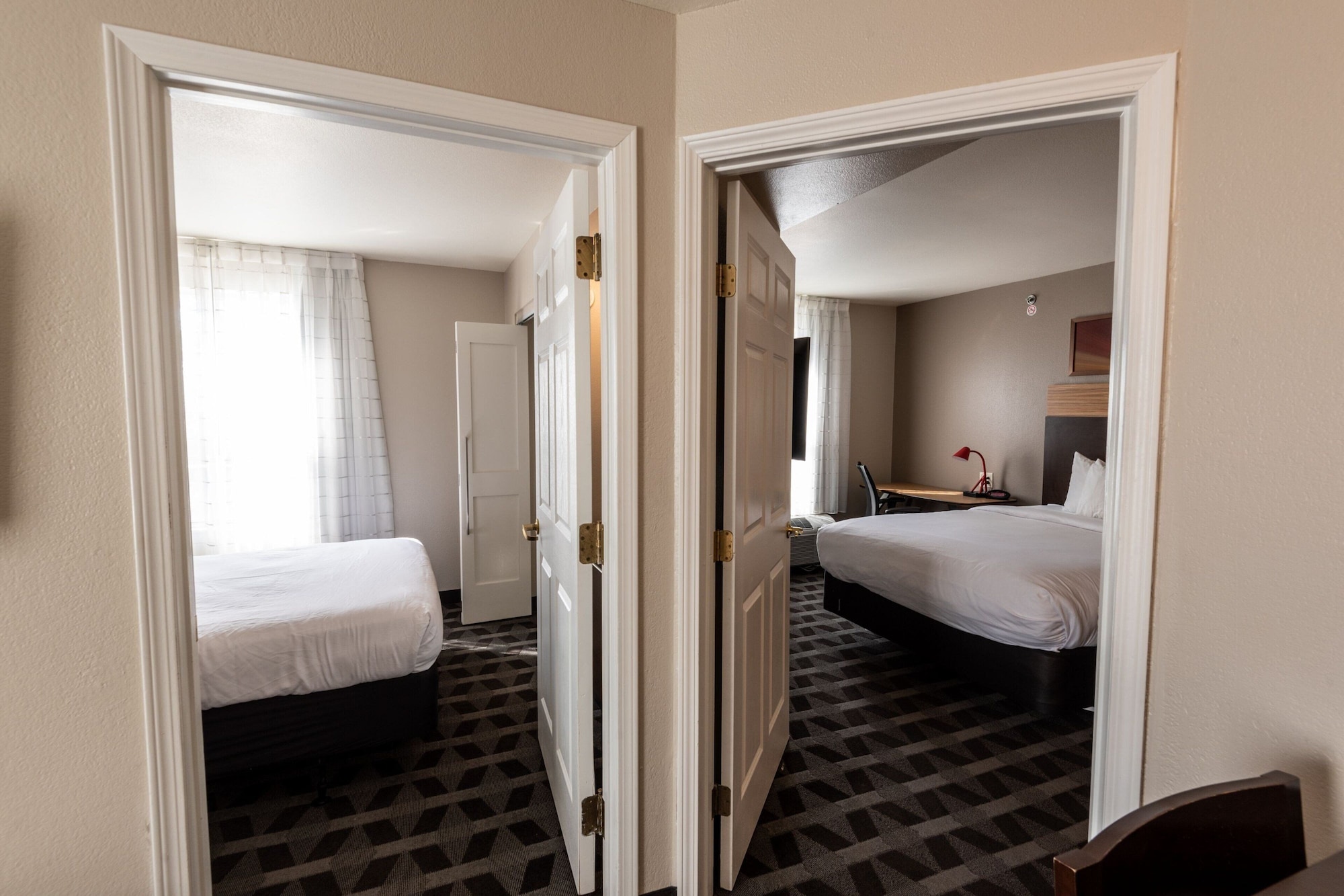 2 Bedrooms Quadruple Suite twin beds