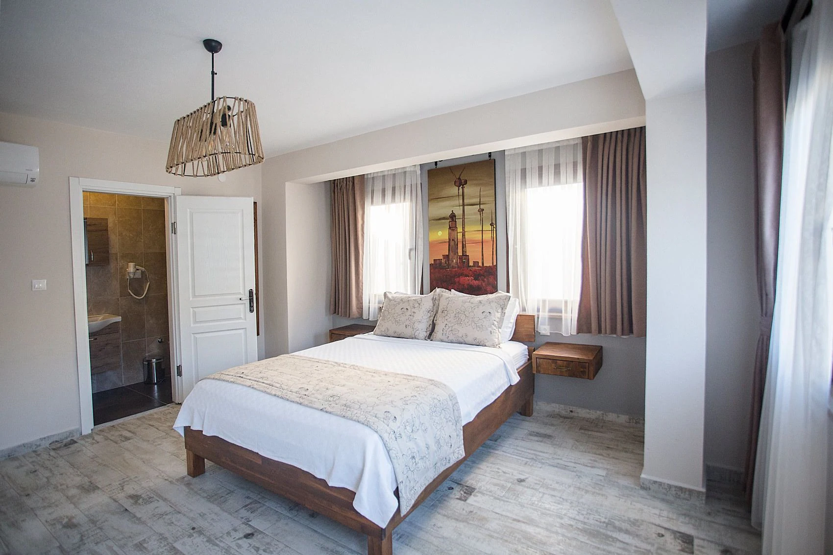 Tenedion Hotel - Ezine