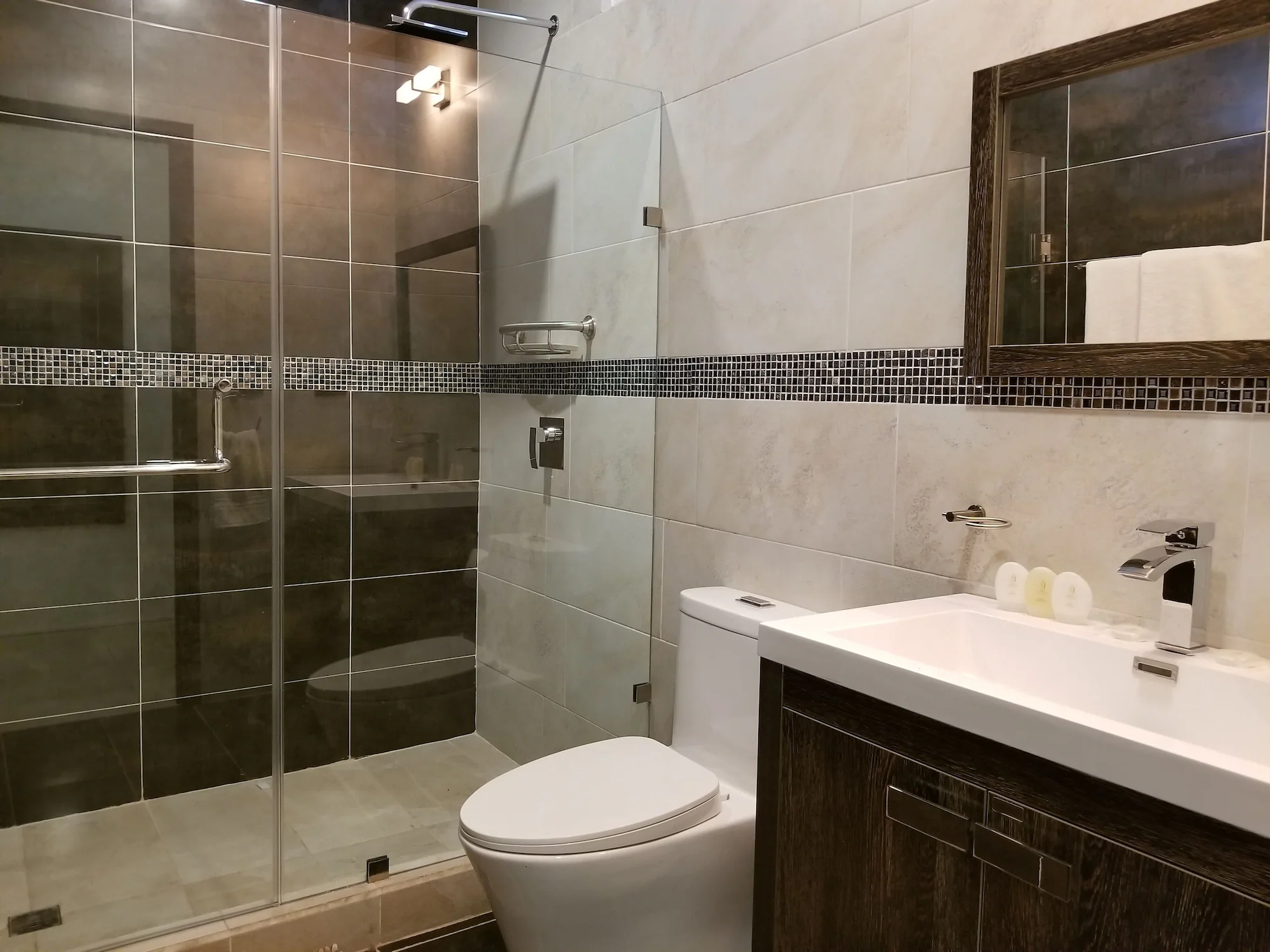 2 Bedrooms Premium Quadruple room with view