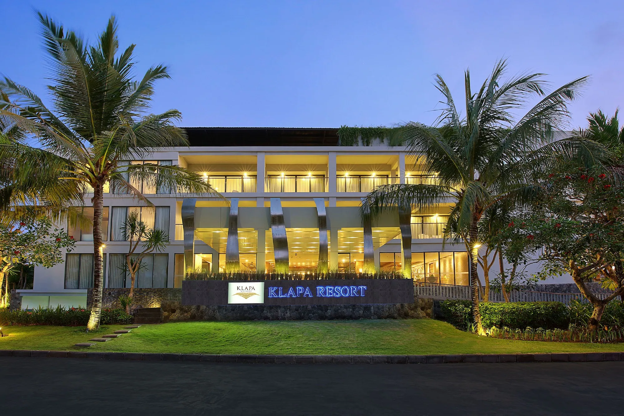 Deluxe Double Garden View full double bed