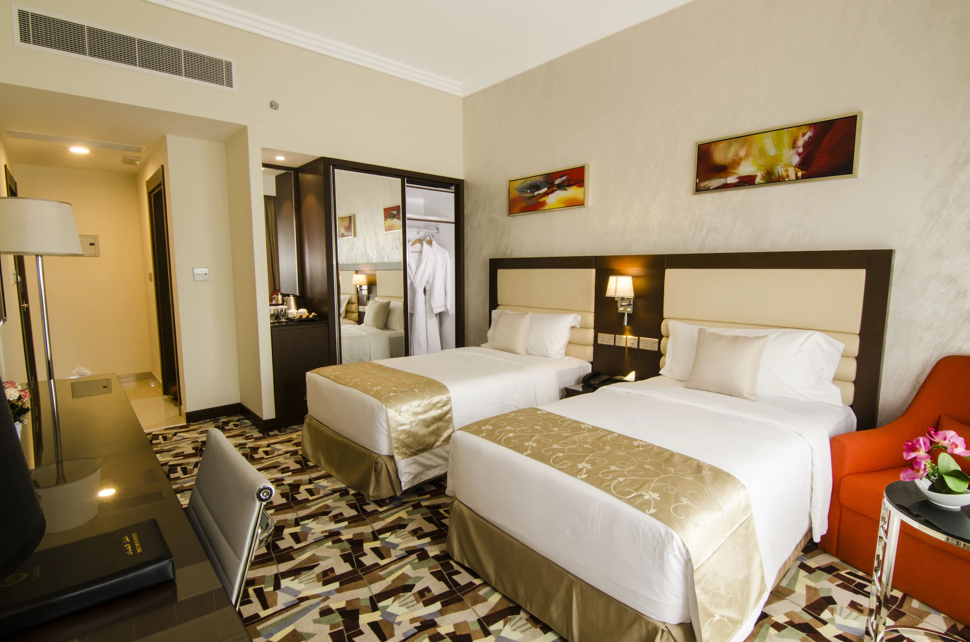 Deluxe Double room full double bed